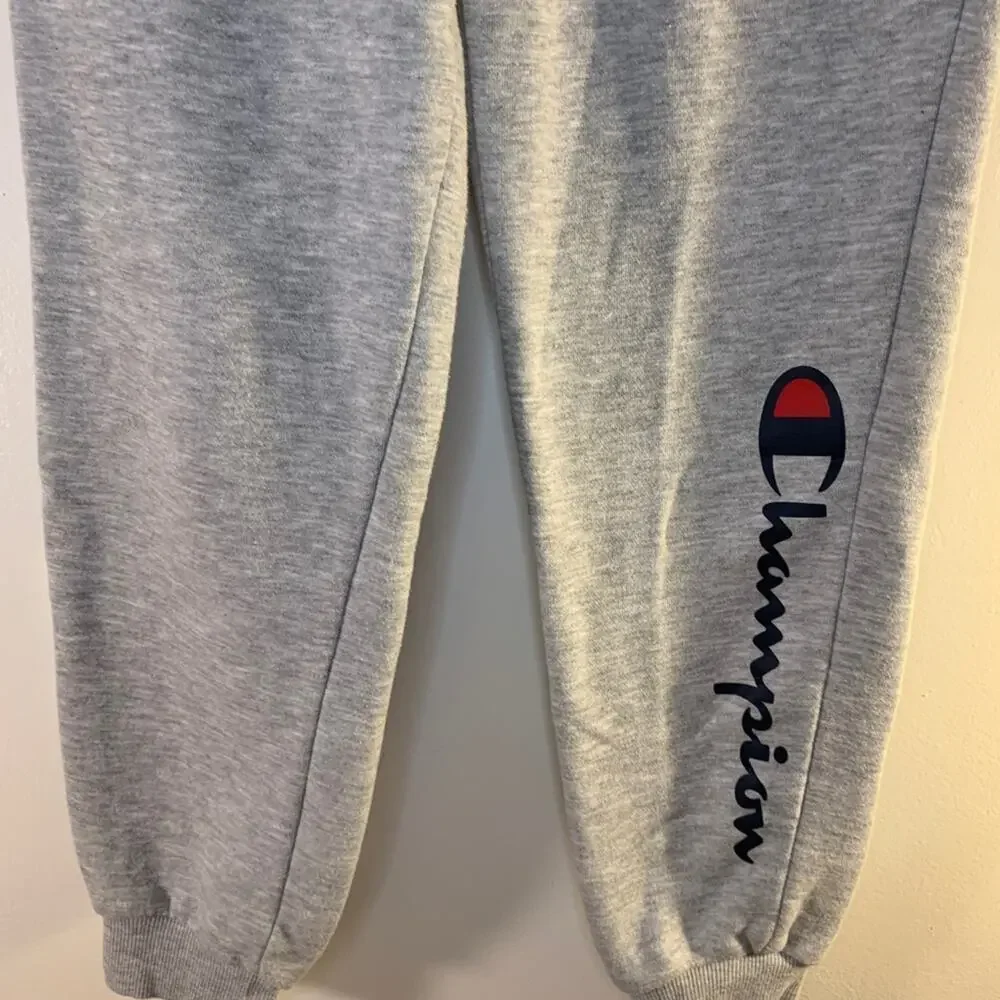 CHAMPION Boy’s Light Grey Logo Sweatpants / Size: Medium